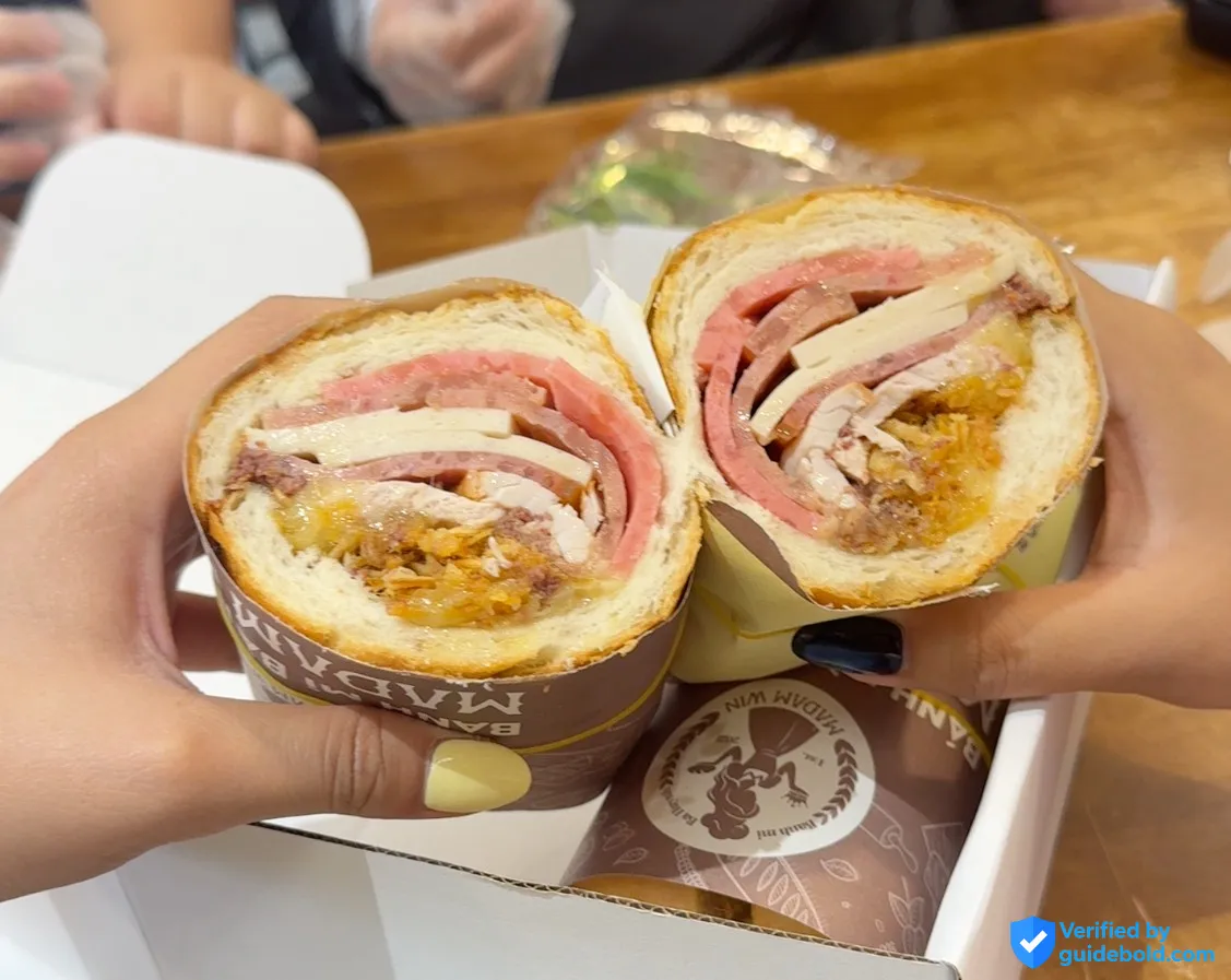 Bánh Mì Bà Huynh (Madam Win) — TpHCM: hệ thống 2 chi nhánh Bánh Mì Bà Huynh (Madam Win) — TpHCM: hệ thống 2 chi nhánh